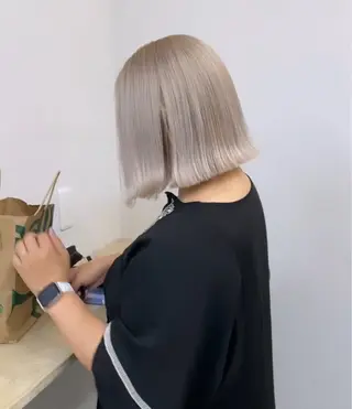 ミディアム カラー ハイライト、レイヤー カット/西梅田/中西のヘアスタイル