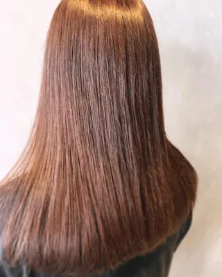 ロング 長谷川 沙紀のヘアスタイル