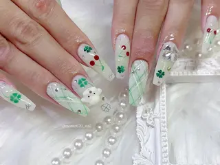 ネイル nailsalon moca 堀江店所属・moca堀江店 momokaのネイルデザイン