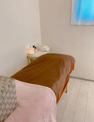 学生ニキビ改善🍀 優しい肌質改善のエステ・リラクイメージ