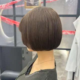 ショート Ren. 🦋デザインカラーのヘアスタイル