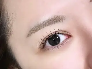 マツエク・マツパ Eyelash&Nail the B 岡崎店所属・杉谷 綾子のマツエク・マツパデザイン