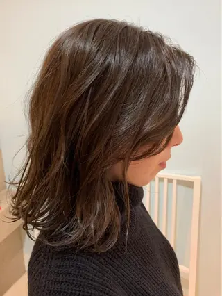 ミディアム カラー パーマ 🇺🇸✂️🍟 こんあゆみのヘアスタイル