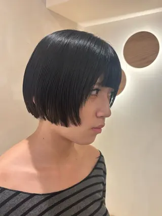ショート シンバヒナノ/パーマ レイヤーカット/ボブのヘアスタイル