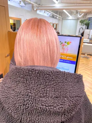 カラー 🌈今野佑哉 ショートボブブリーチのヘアスタイル