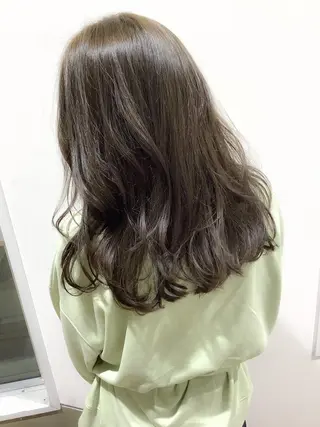 カラー 稲田 全将のヘアスタイル
