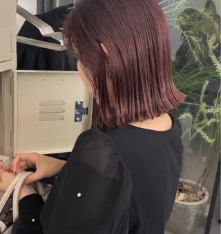 ショート カラー レイヤーパーマ、ボブ 小須田ゆあのヘアスタイル