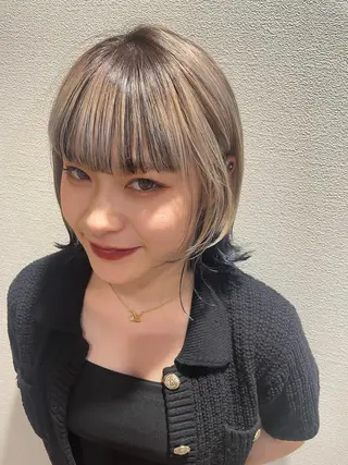 カラー ベージュ/透明感/ 桃子のヘアスタイル