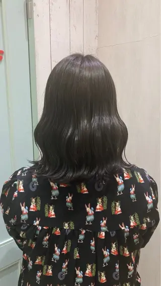 セミロング カラー ヘアアレンジ 大賀 和希のヘアスタイル