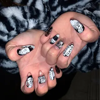 ネイル SATO 🎠🫧 痛ネイル/3Dパーツのネイルデザイン
