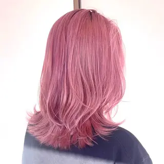 ミディアム カラー 🎀ピンクベージュ 🎀ブリーチmikuのヘアスタイル