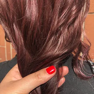 ミディアム カラー AFFECTiONERY所属・miyabu momokaのマツエク・マツパデザイン