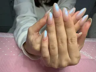ネイル H'ami Nail Salon所属・りか 長さ出しのネイルデザイン