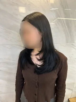 ロング カラー 赤坂 康成のヘアスタイル