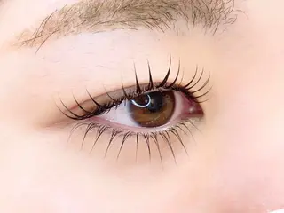 マツエク・マツパ Eyelash Salon Blanc～まつげエクステと眉の専門美容室〜ヴェルサウォーク西尾店所属・Blanc 上田のマツエク・マツパデザイン