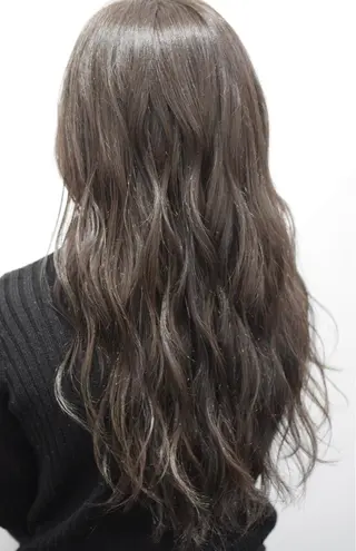 ロング カラー 🌟透明感カラー 🌟松岡勇輝のヘアスタイル