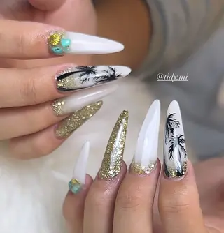 ネイル TIDY M&Mのネイルデザイン