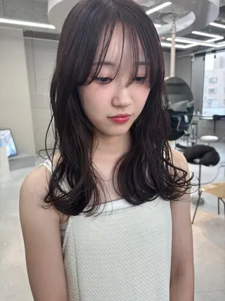 ミディアム kurune所属・kurune fuyuのヘアスタイル