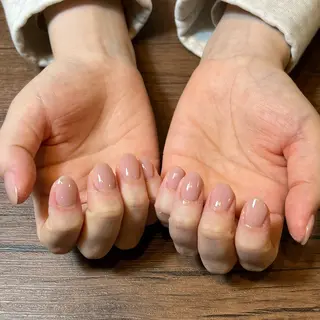 ネイル HENRIETTA NAILSALONのネイルデザイン