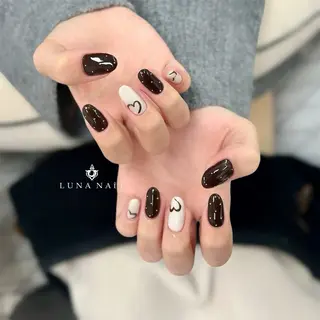 ネイル アトリエ　ミモザ所属・いまむら あかりのネイルデザイン