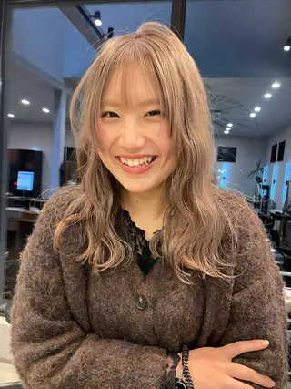 カラー 透明カラー/レイヤー misaki °*のヘアスタイル