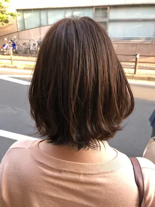 ミディアム カラー 國次 夕貴のヘアスタイル
