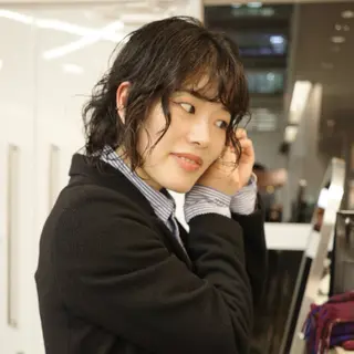 ミディアム パーマ クロスパーマ× 透明感カラー✂︎のヘアスタイル