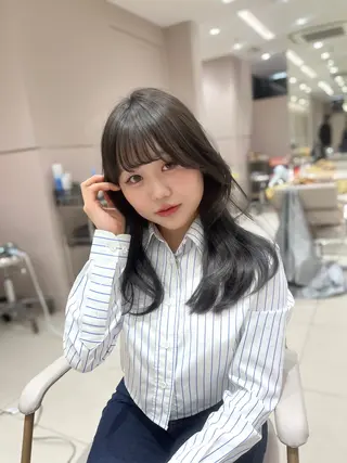 ミディアム 透明感カラー/似合わ せ前髪/柴田礼空のヘアスタイル