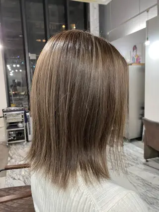 ミディアム カラー 👑圧倒的カラー👑 佐々木祐希のヘアスタイル