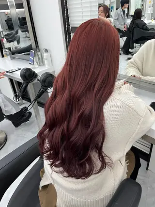 ロング カラー ヘアアレンジ 艶髪ハイトーン🫧 Kurehaのヘアスタイル