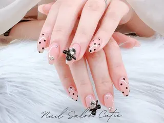 ネイル 池袋東口cutie 爪形成ワンホンネイルのネイルデザイン