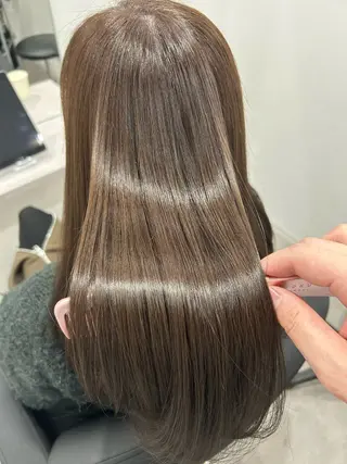 ロング siki. 石渡のヘアスタイル