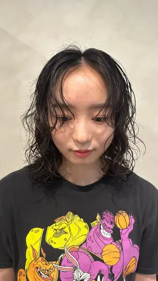 ミディアム パーマ Aust hair Stella新宿所属・Yuki☺︎パーマ レイヤーカットウルフのヘアスタイル