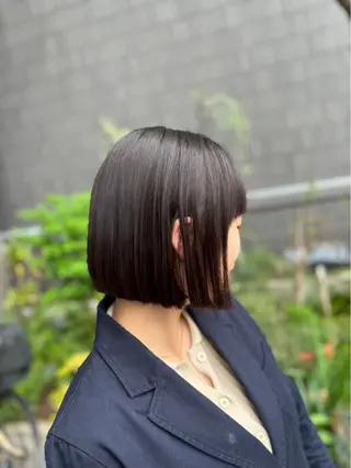 ミディアム ︎︎☁ティセラ︎︎☁ 透明感カラー🩵のヘアスタイル