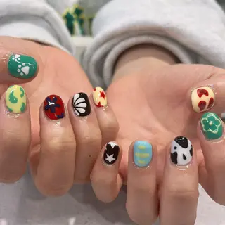 ネイル 内田 里穂のネイルデザイン