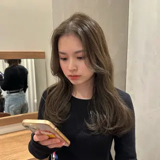 ロング ハタケナカ コトネのヘアスタイル