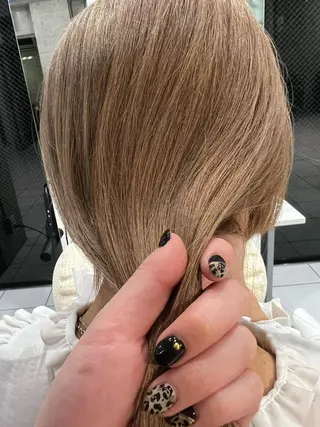 ミディアム カラー 🎀ハイトーン/レイ ヤー/Reina🎀のヘアスタイル