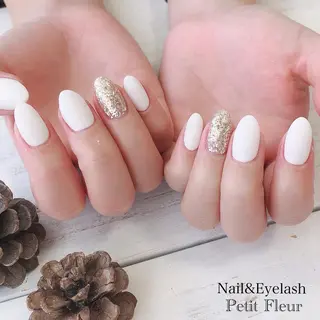 ネイル Petit Fleur所属・青柳 亜梨奈のマツエク・マツパデザイン