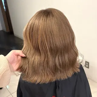 カラー 加藤芽実カラーリスト ／ミルクティーカラーのヘアスタイル