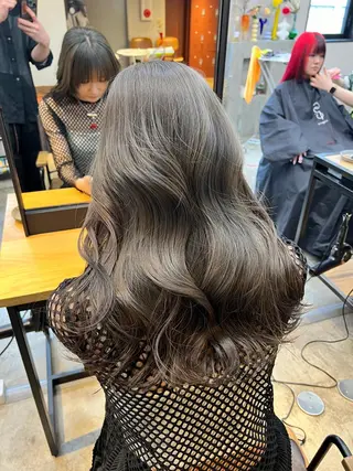 ロング カラー cope'u  emu所属・cope'u moneのヘアスタイル