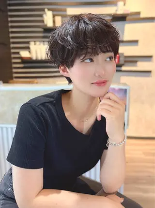 Noe所属・Noe' Akariのヘアスタイル