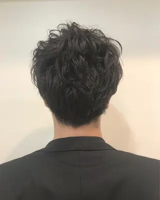 ショート パーマ KINGKONG BARBERSHOP by  ALVAREZ所属・takebuchi harukaのヘアスタイル