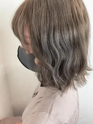ミディアム カラー ALO art hair所属・  AYARIのヘアスタイル