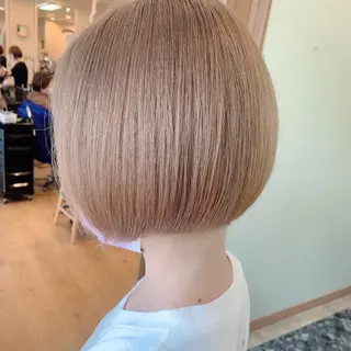 ショート カラー NUMBER_ ユイナのヘアスタイル