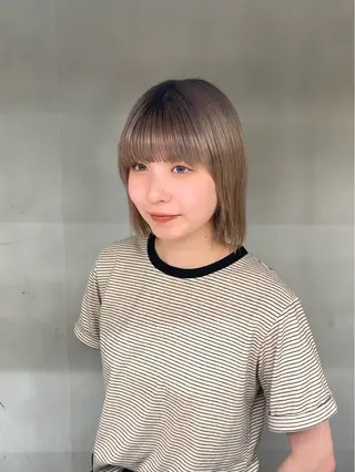 ミディアム カラー noa/ 渋谷のヘアスタイル