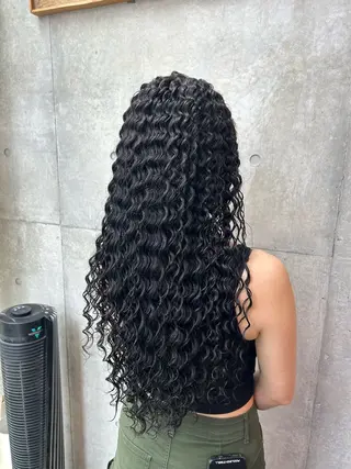 ロング パーマ 濱田 春瑠のヘアスタイル