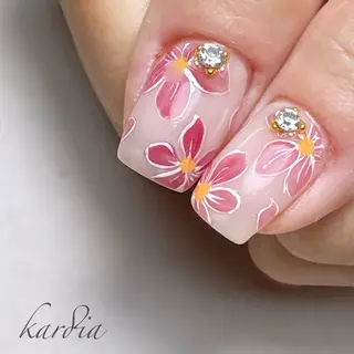 ネイル καρδιά -ｶﾙﾃﾞｨｱ-のネイルデザイン