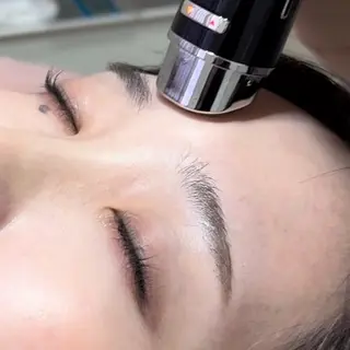 Li-Fra YOKOのマツエク・マツパデザイン