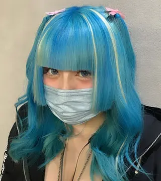 ロング カラー ヘアアレンジ est hair 池袋西口所属・♡派手髪カラー♡ 🅝🅐🅝🅐のヘアスタイル