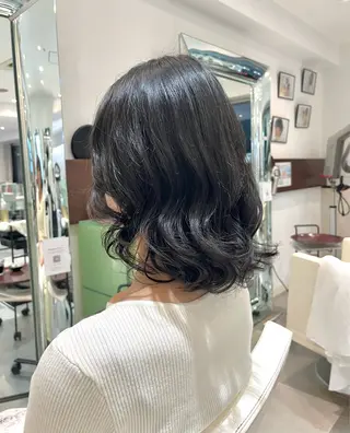 ミディアム パーマ コテ巻き風パーマ 藤澤　知彌のヘアスタイル